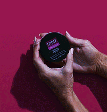 Load image into Gallery viewer, glossing pomade - shop